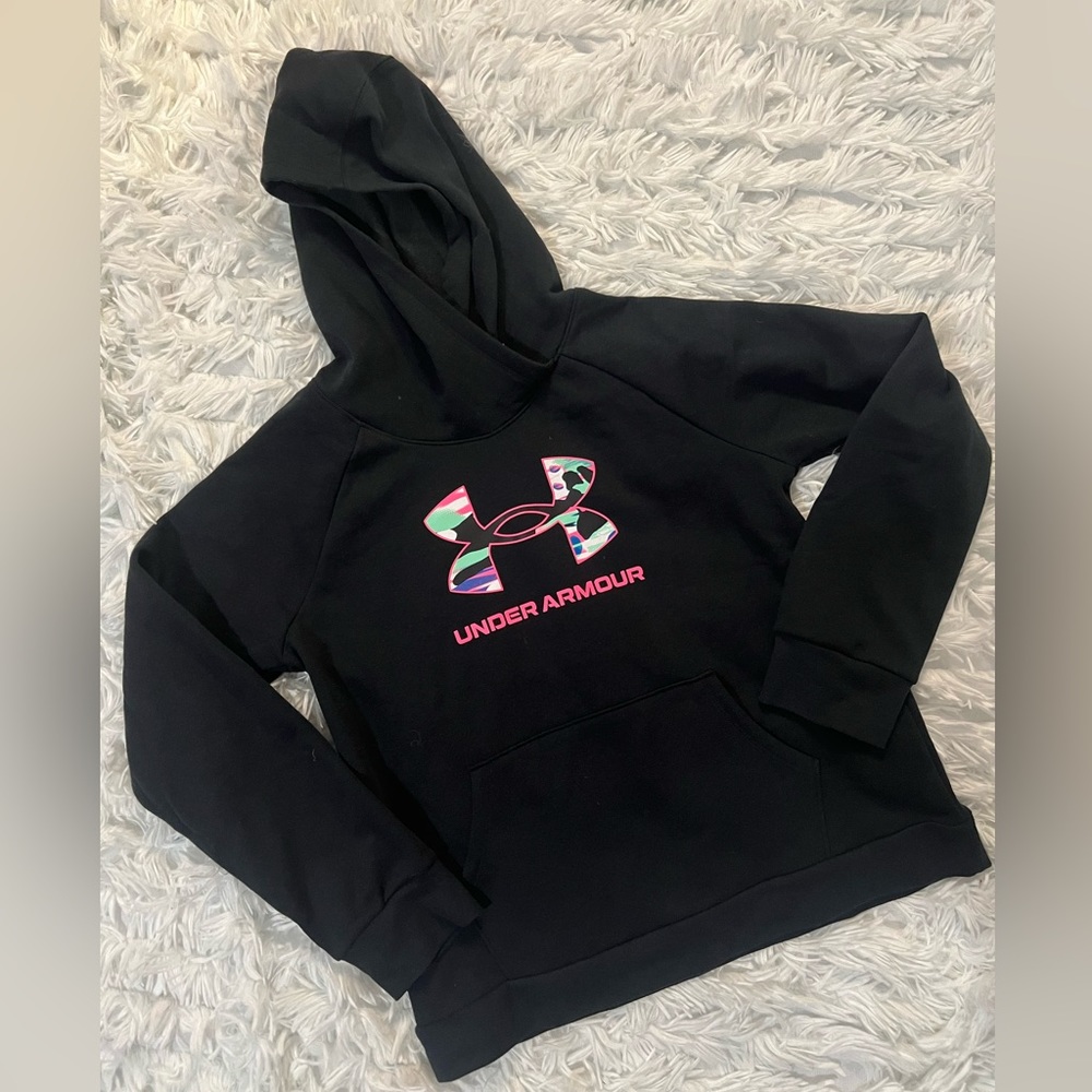 NWT Under Armour Girls Hoodie - XL